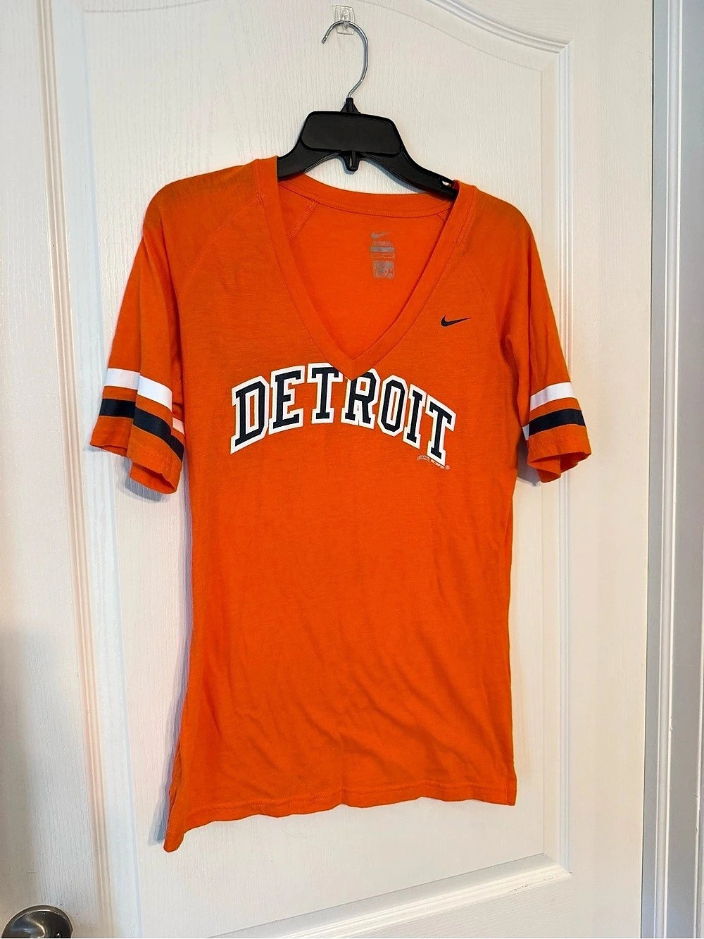 Nike Detroit Graphic V-Neck Tee in Orange Like New